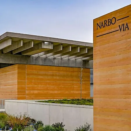 Moderne Avec Piscine Proche Narbonne *