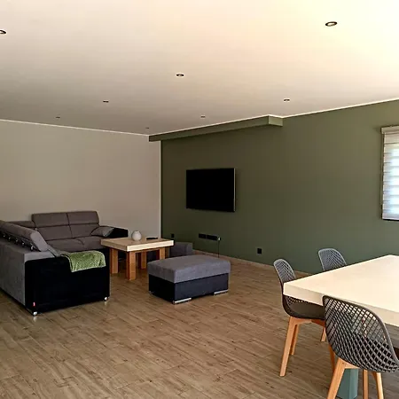 Moderne Avec Piscine Proche Narbonne * Sallèles-dʼAude